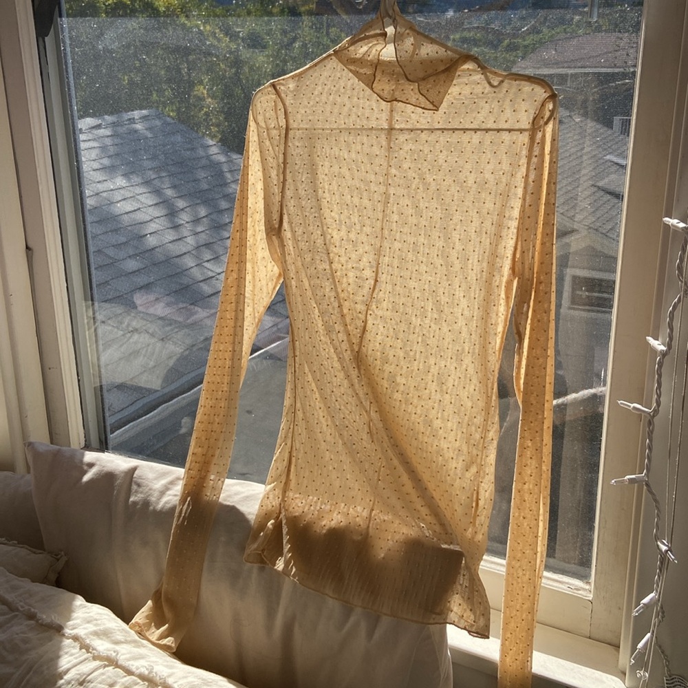 Free People on the dot layering mesh top, size S, oat bran